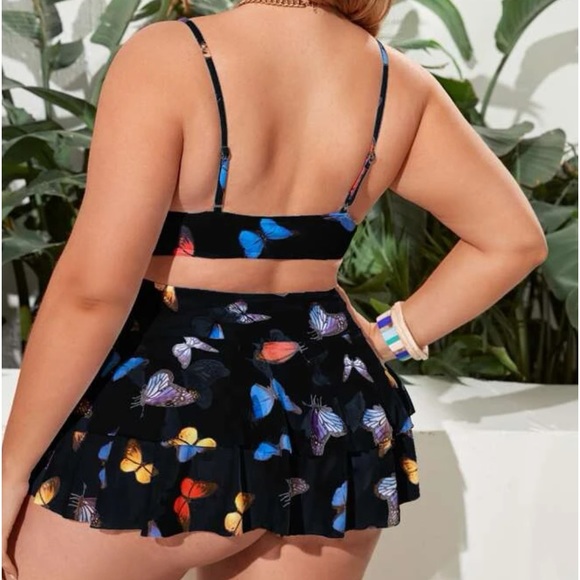 2 PC Butterfly print bikini swimsuit w/ beach skirt - Picture 2 of 2